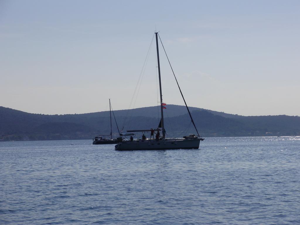 Apartments Batarilo Biograd Na Moru Luaran gambar