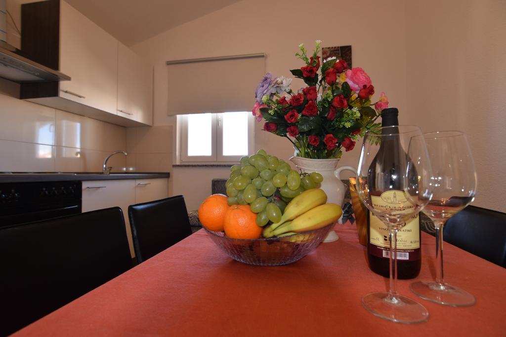 Apartments Batarilo Biograd Na Moru Luaran gambar