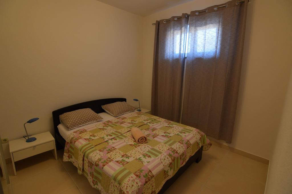 Apartments Batarilo Biograd Na Moru Luaran gambar