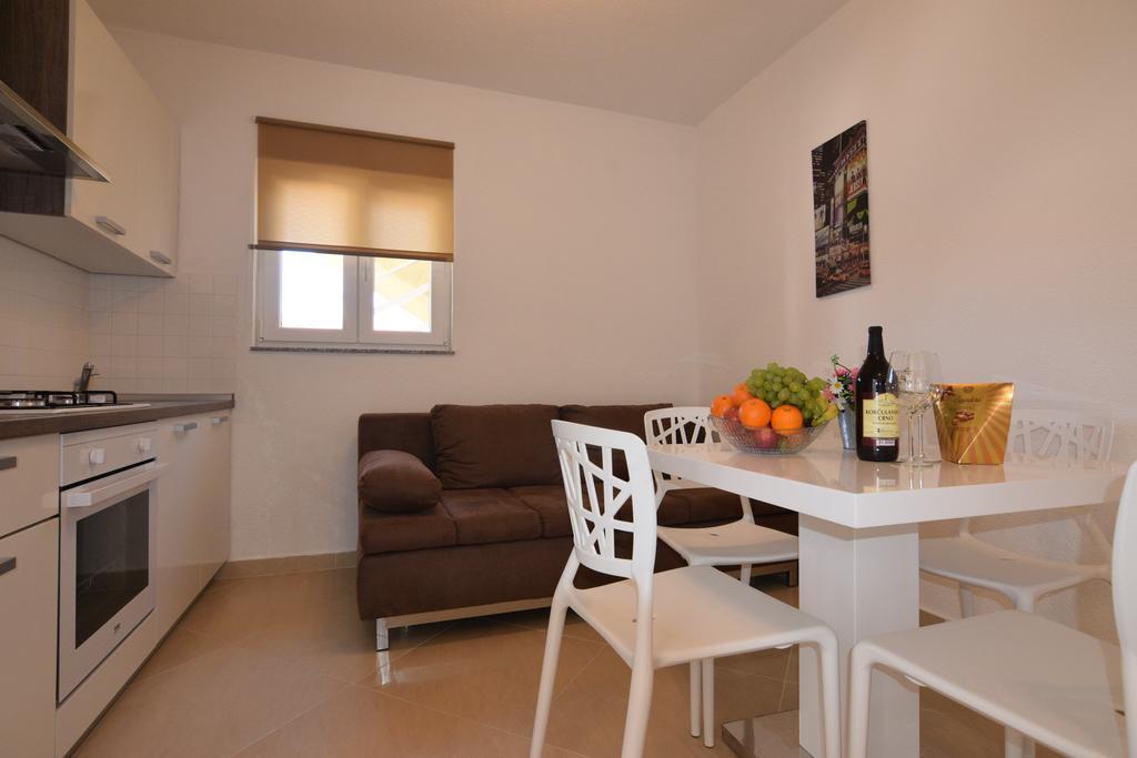 Apartments Batarilo Biograd Na Moru Luaran gambar