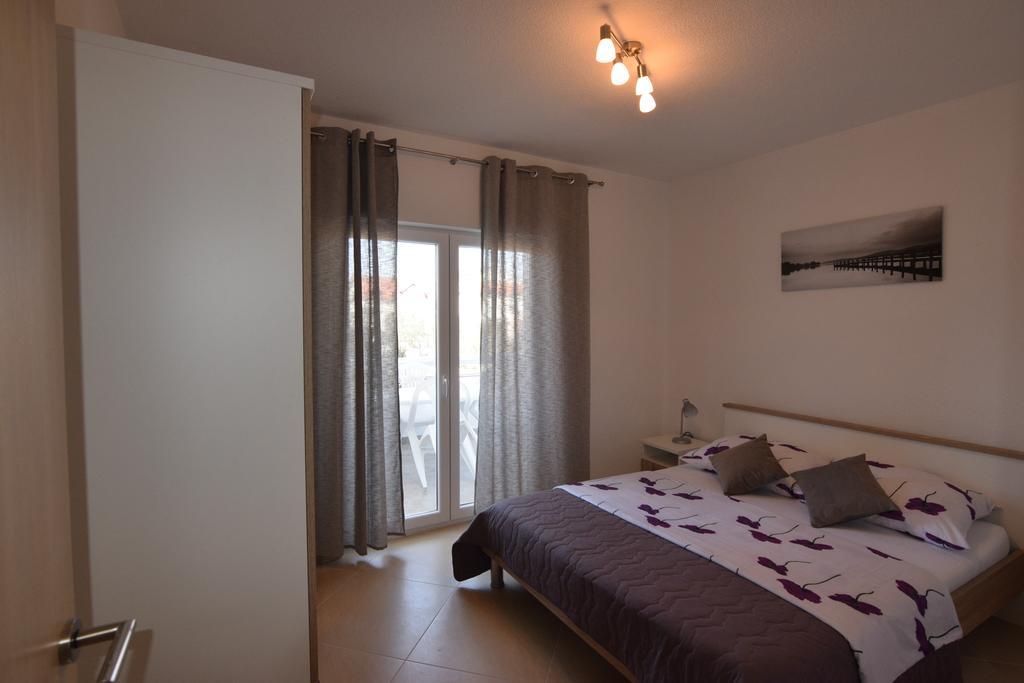 Apartments Batarilo Biograd Na Moru Luaran gambar
