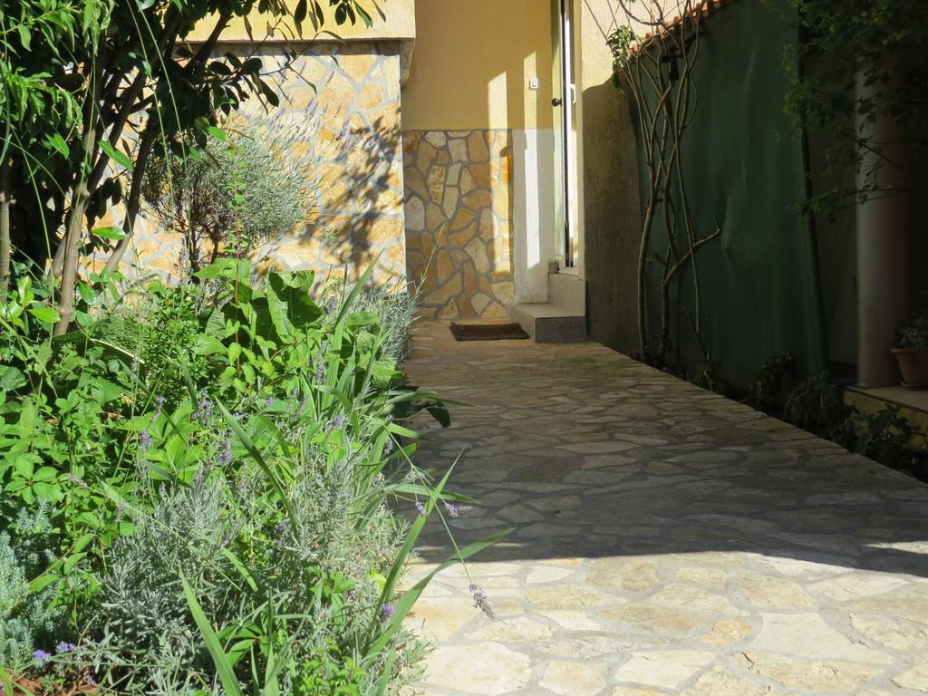 Apartments Batarilo Biograd Na Moru Luaran gambar